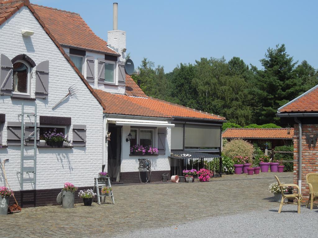 B&B De Kroonhoeve Беринген Экстерьер фото
